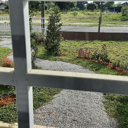 Kampong Sura Tengah Villa Hijau Guest House מראה חיצוני תמונה
