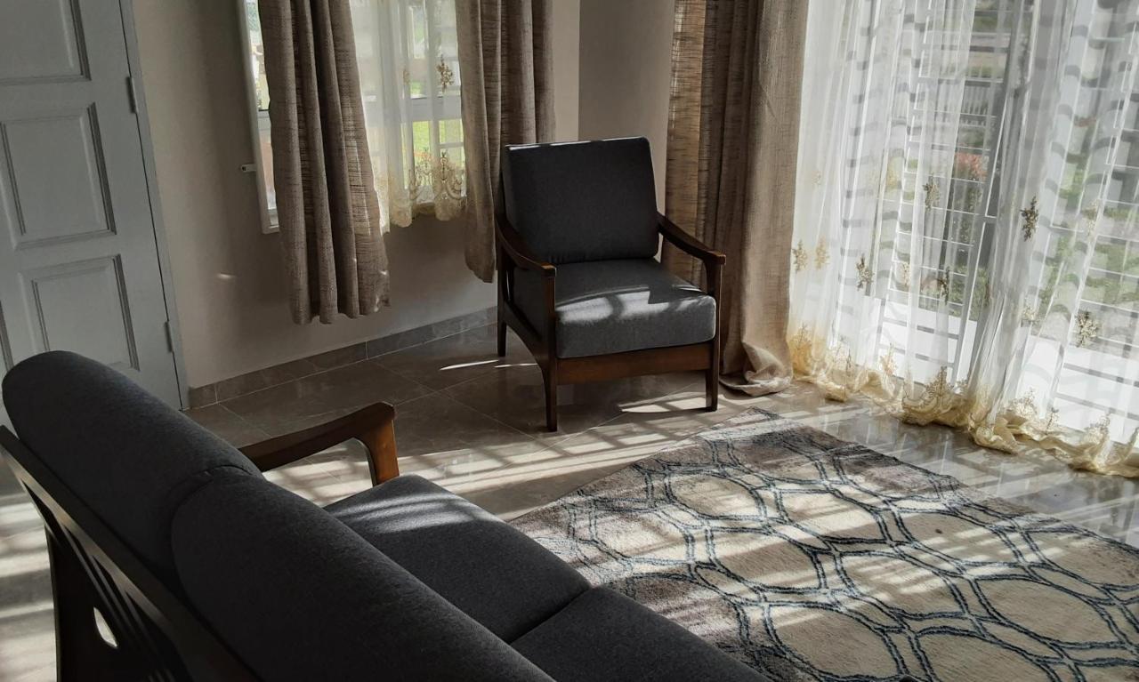 Kampong Sura Tengah Villa Hijau Guest House מראה חיצוני תמונה